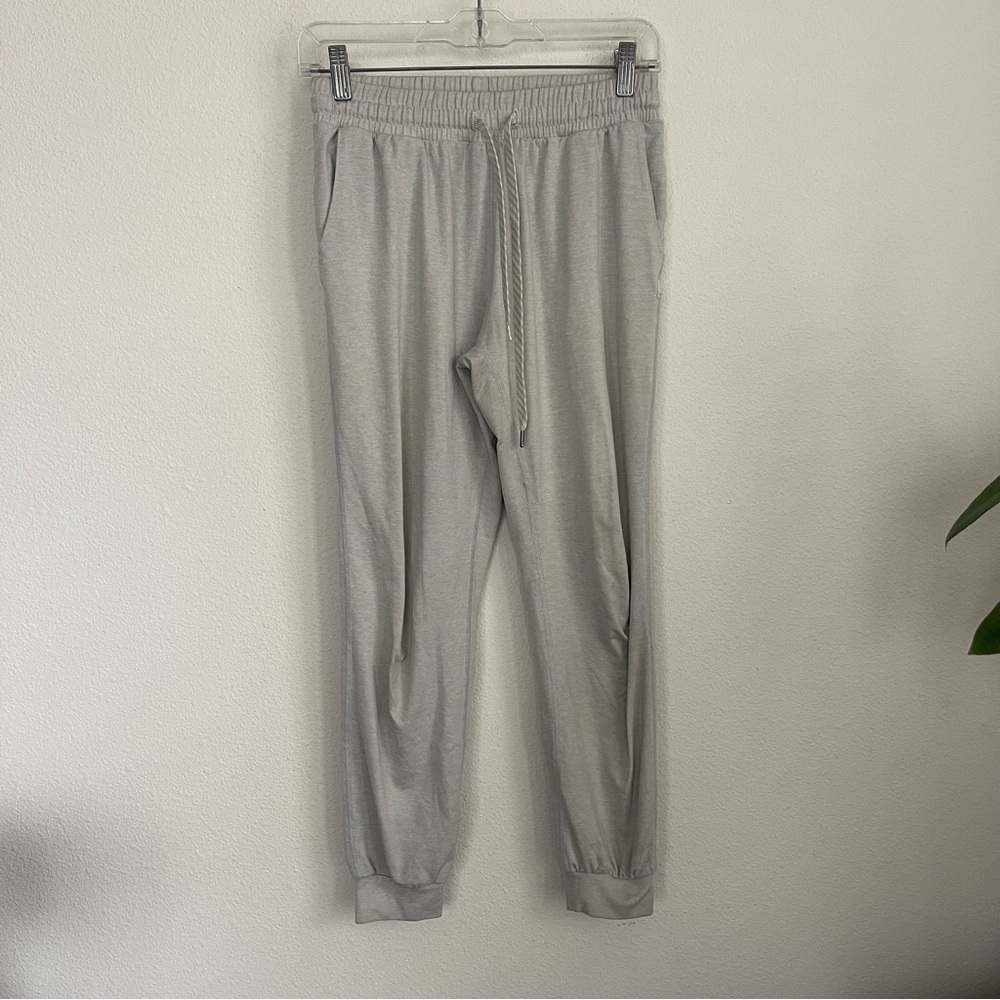 Vuori Heather Stretch Performance Jogger Sweatpants